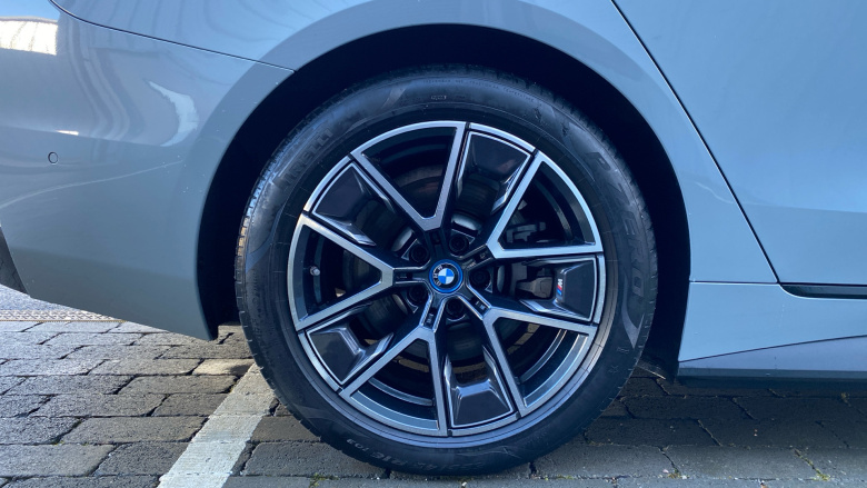 BMW i4 250kW eDrive40 M Sport 83.9kWh 5dr Auto Electric Hatchback